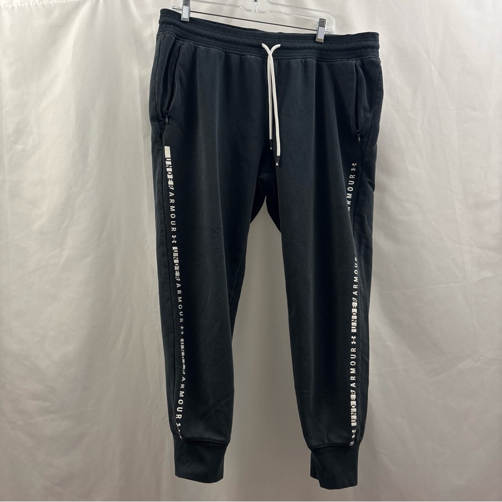 Under Armour Sweatpants Mens XL Black Fleece Joggers Elastic Waist Pockets Logo - Picture 2 of 9